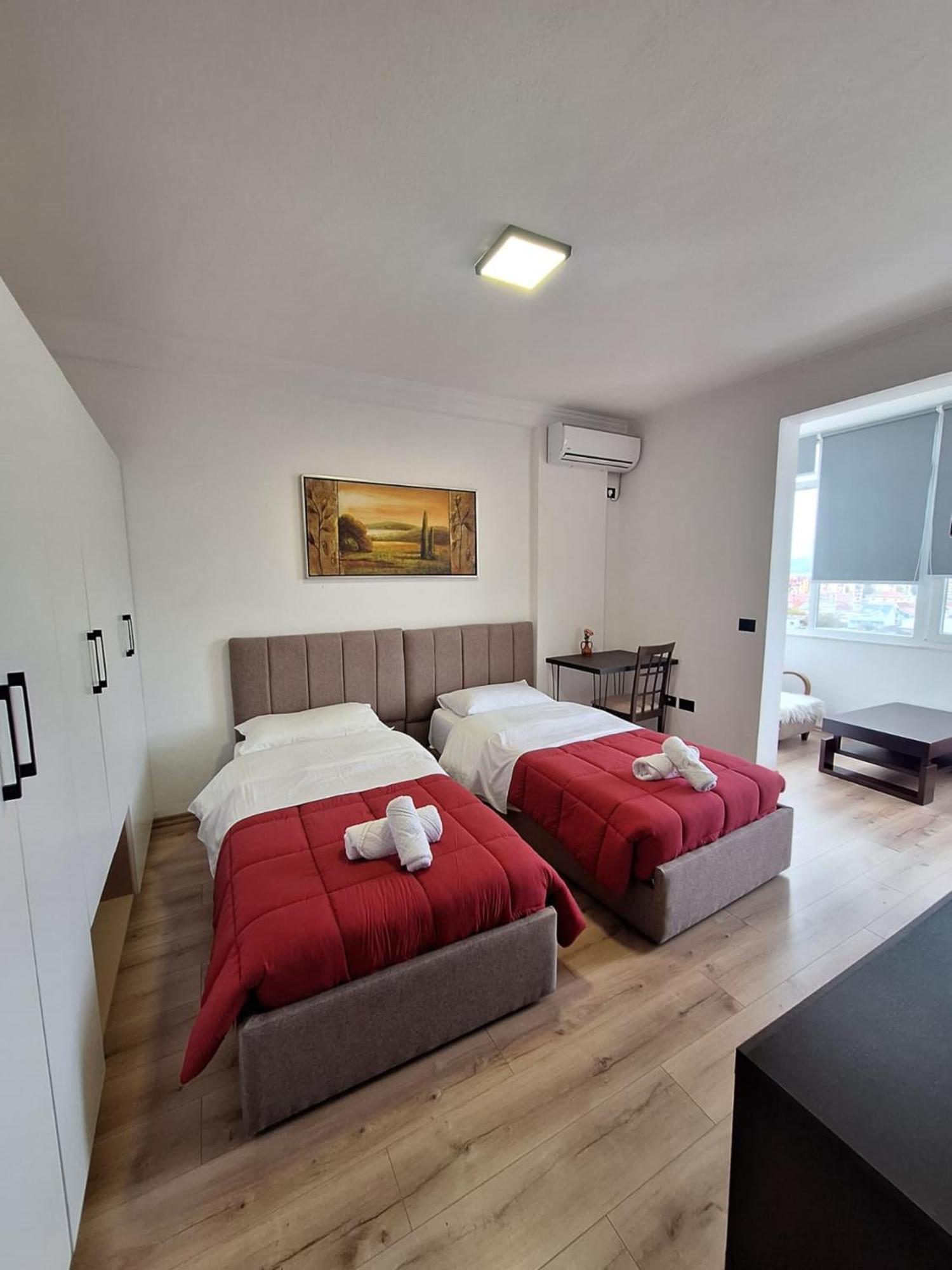 Albania Apartment Near Tirana City Center Double Or Twin Bed Luaran gambar