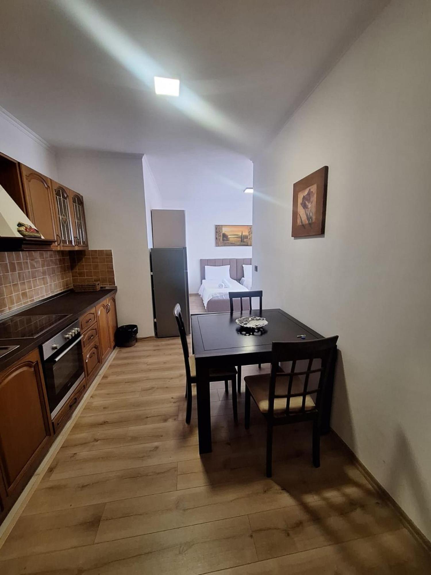 Albania Apartment Near Tirana City Center Double Or Twin Bed Luaran gambar