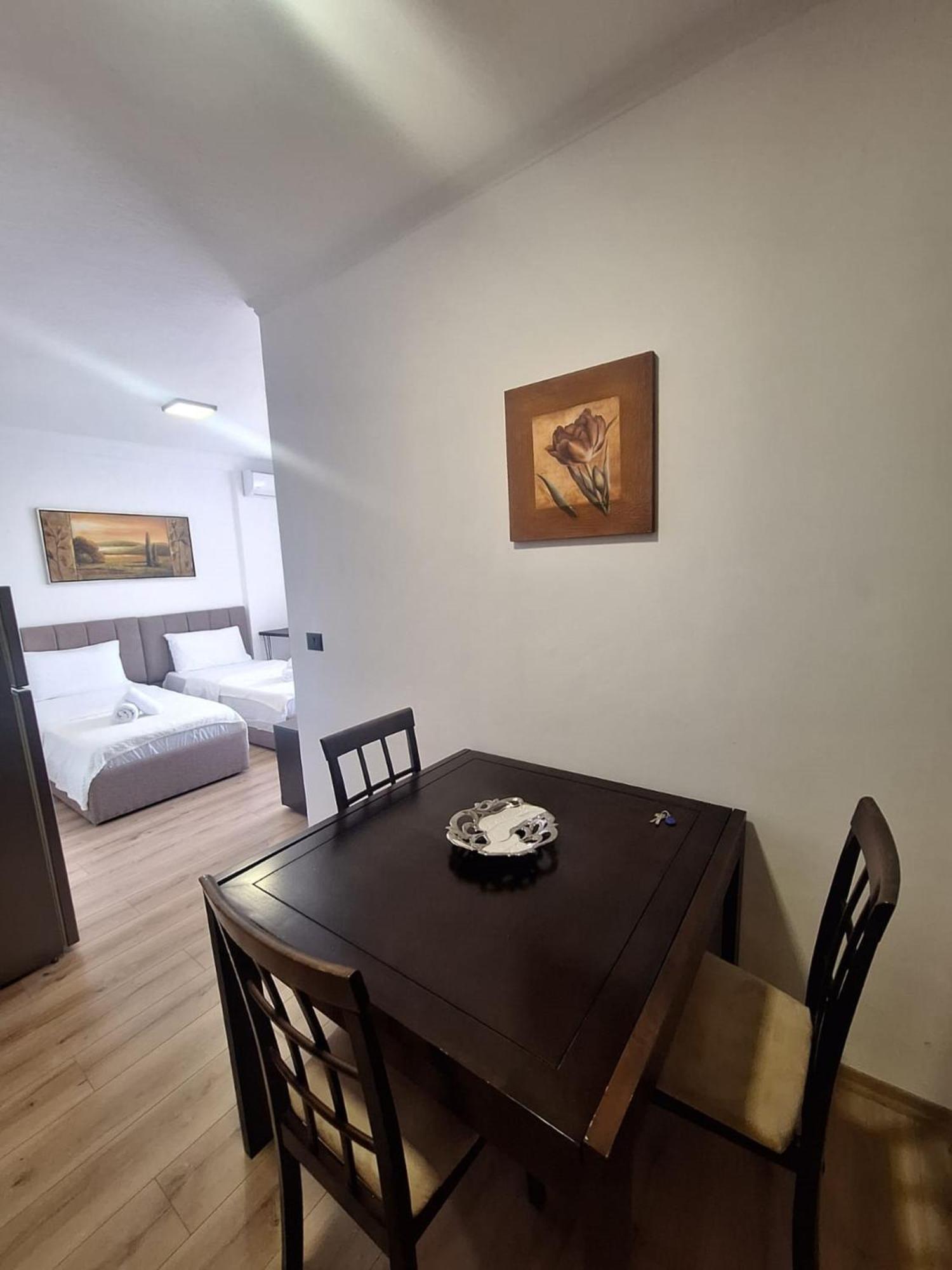 Albania Apartment Near Tirana City Center Double Or Twin Bed Luaran gambar